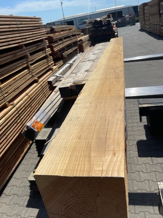 Douglas Balken Fijnbezaagd, 200x200mm, lengte 300cm